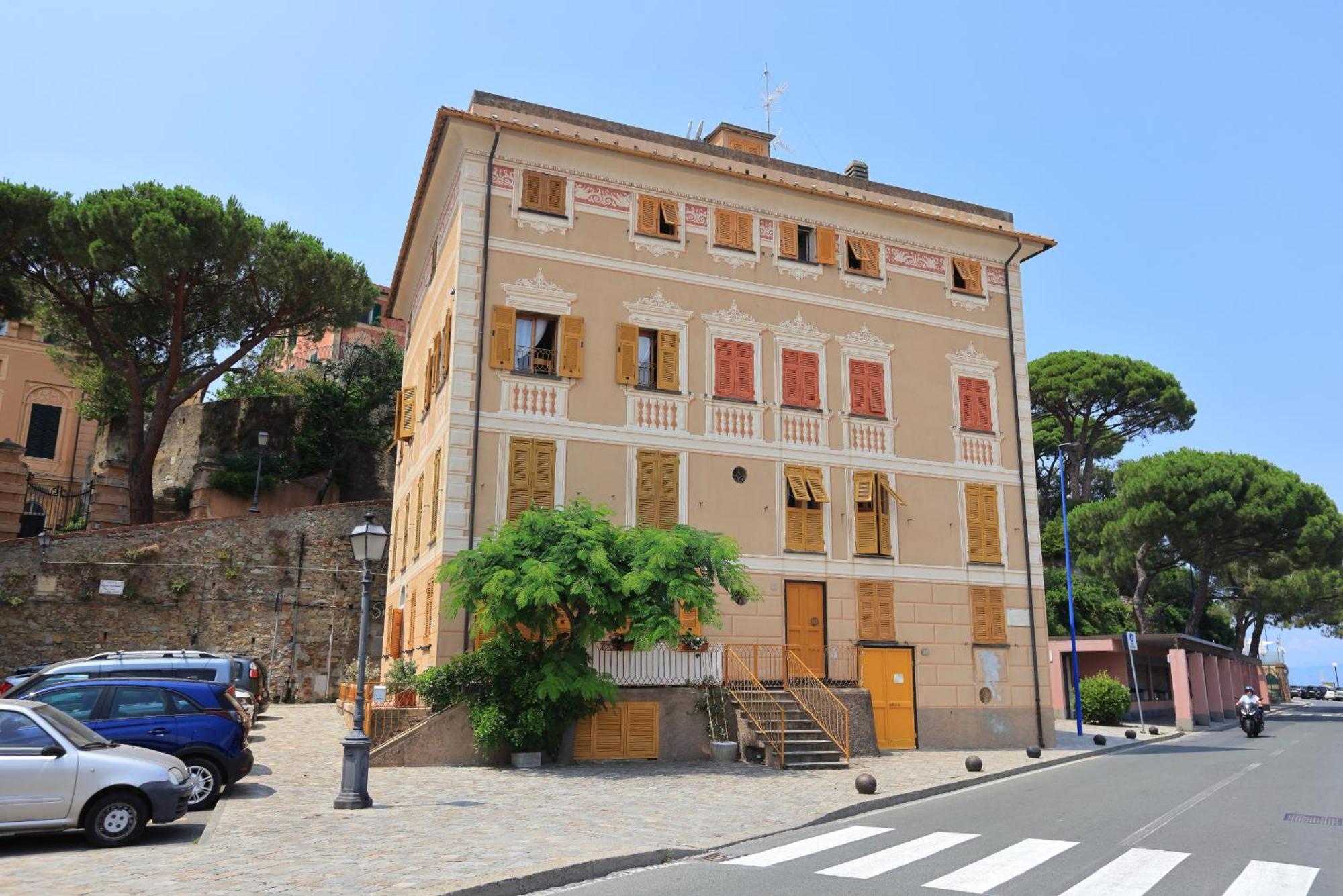 Adamaina - Sea View Apartment With Private Garage Sestri Levante Exteriör bild